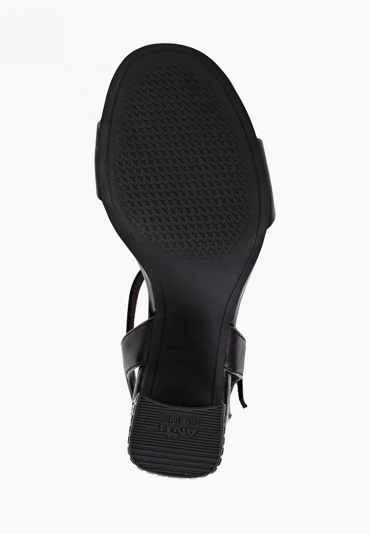 Босоножки с очень длинным названием